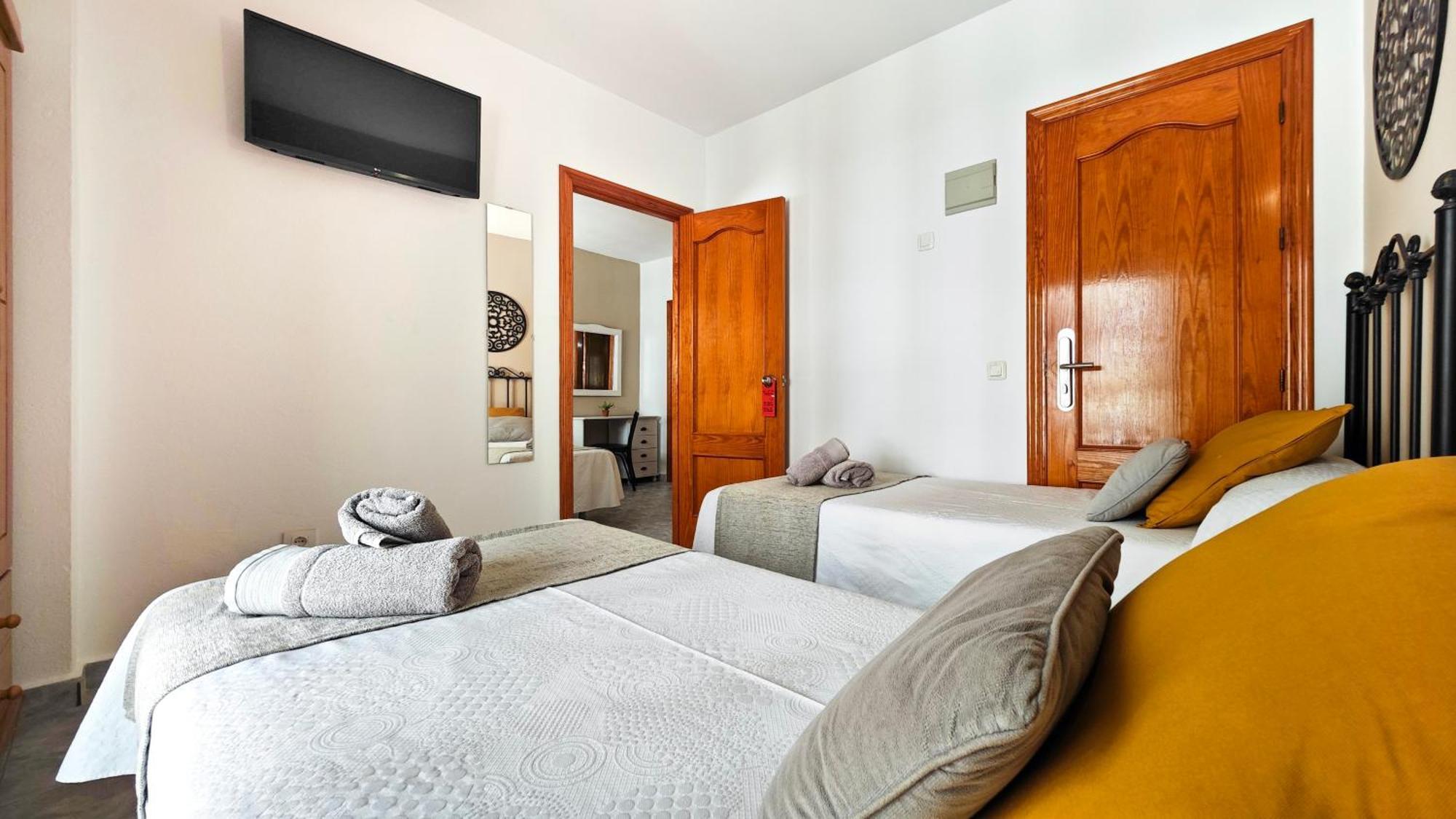 Hostal Dinamarca San Antonio  Kültér fotó