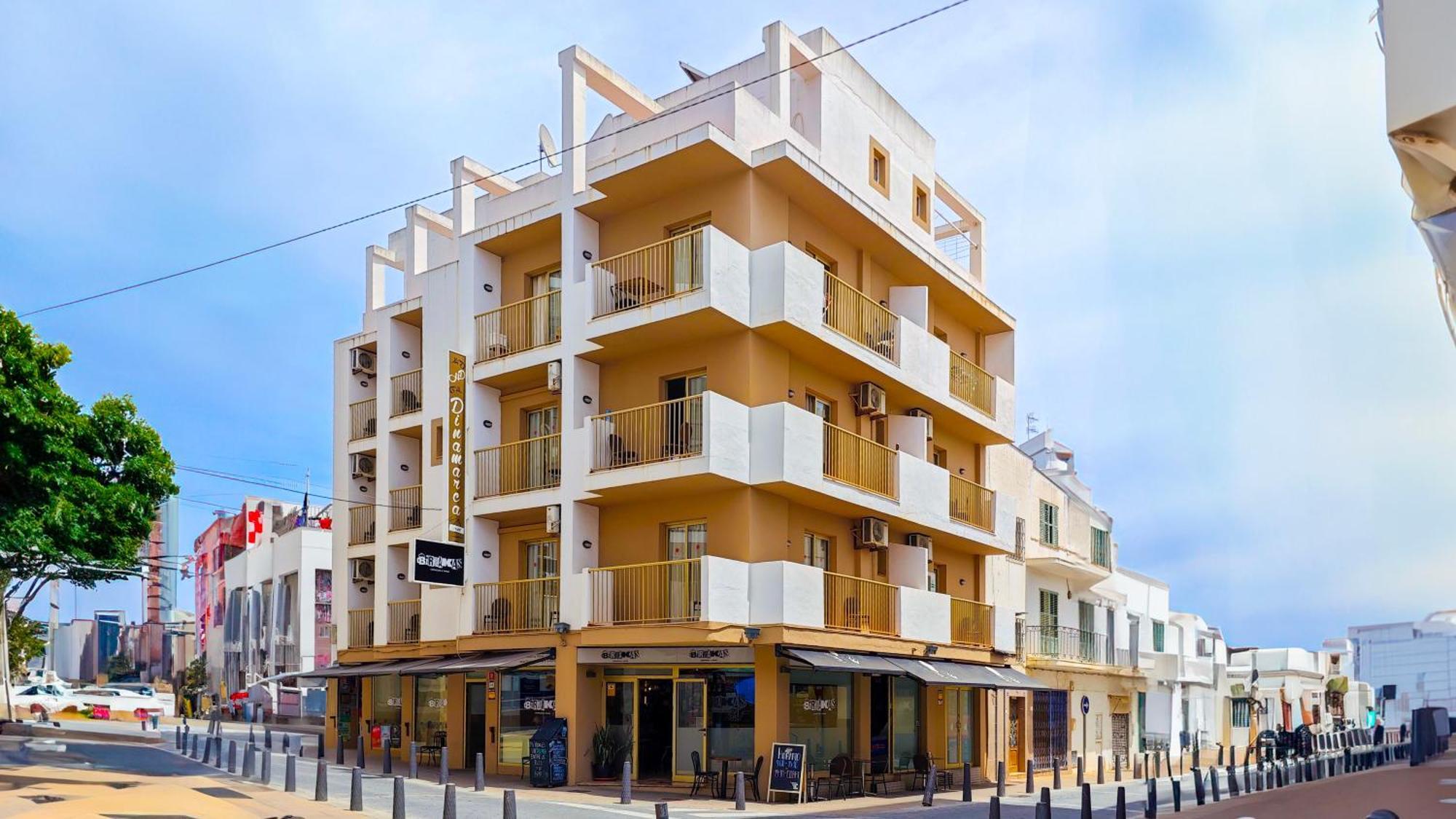 Hostal Dinamarca San Antonio  Kültér fotó