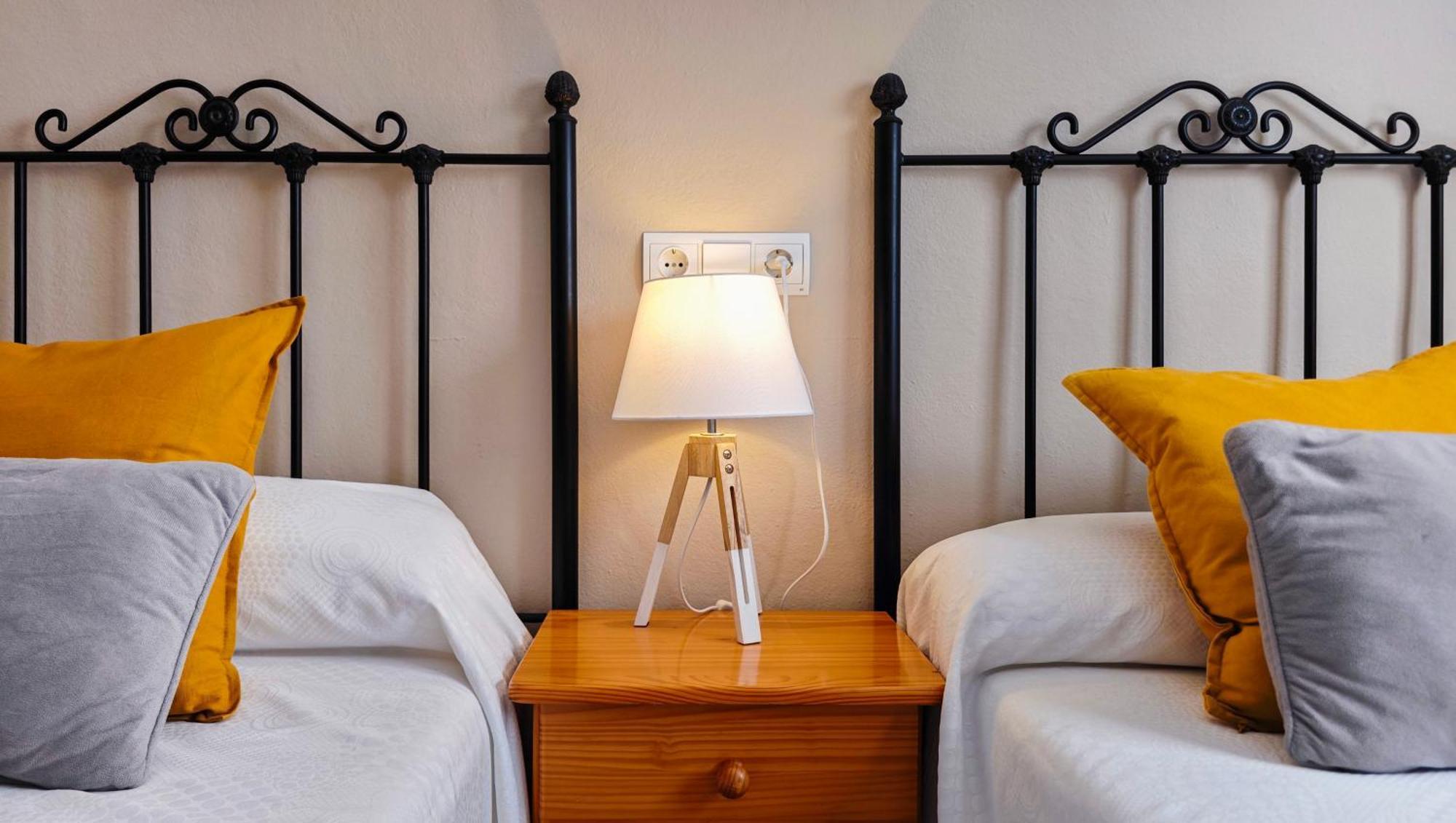 Hostal Dinamarca San Antonio  Kültér fotó
